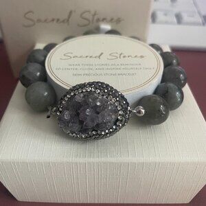 ✨ Sacred Stones Semi-Precious Stone Bracelet – Amethyst Druzy Center ✨